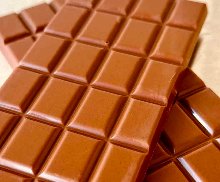 P. Envy - Handmade Bar of Belgian Milk Chocolate With 3.5 grams of Organic Mushrđđms